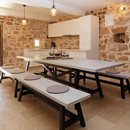 Prázdninový dům Four-bedroom Holiday In