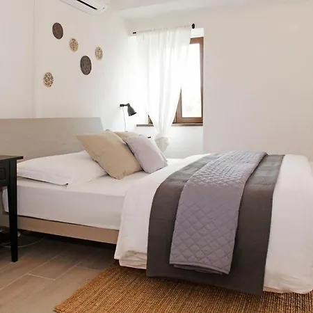 Prázdninový dům Four-bedroom Holiday In Bol