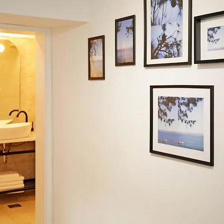 Four-bedroom Holiday In Prázdninový dům Bol